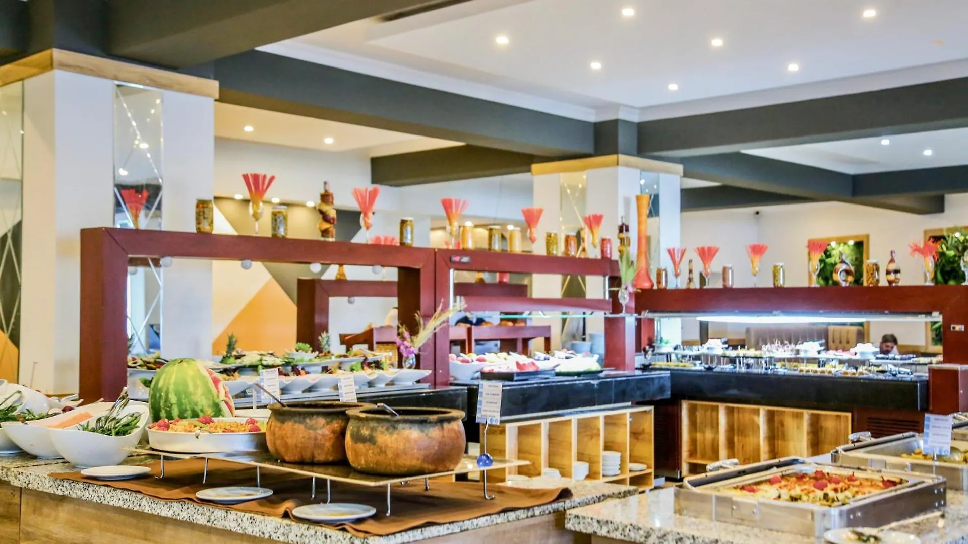 Tropical Deluxe Hotel Φετιγιέ