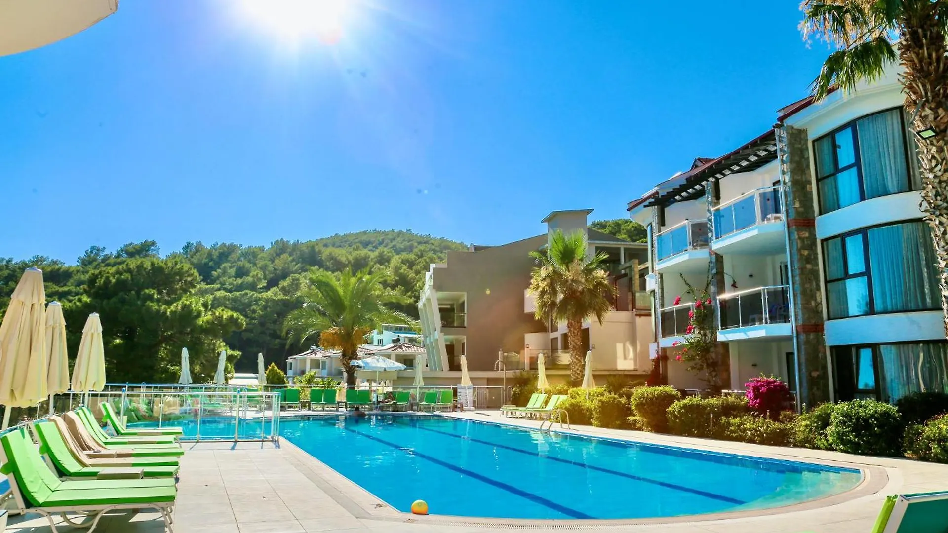 Tropical Deluxe Hotel Φετιγιέ