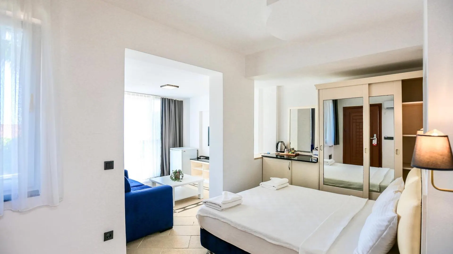 Tropical Deluxe Hotel Φετιγιέ