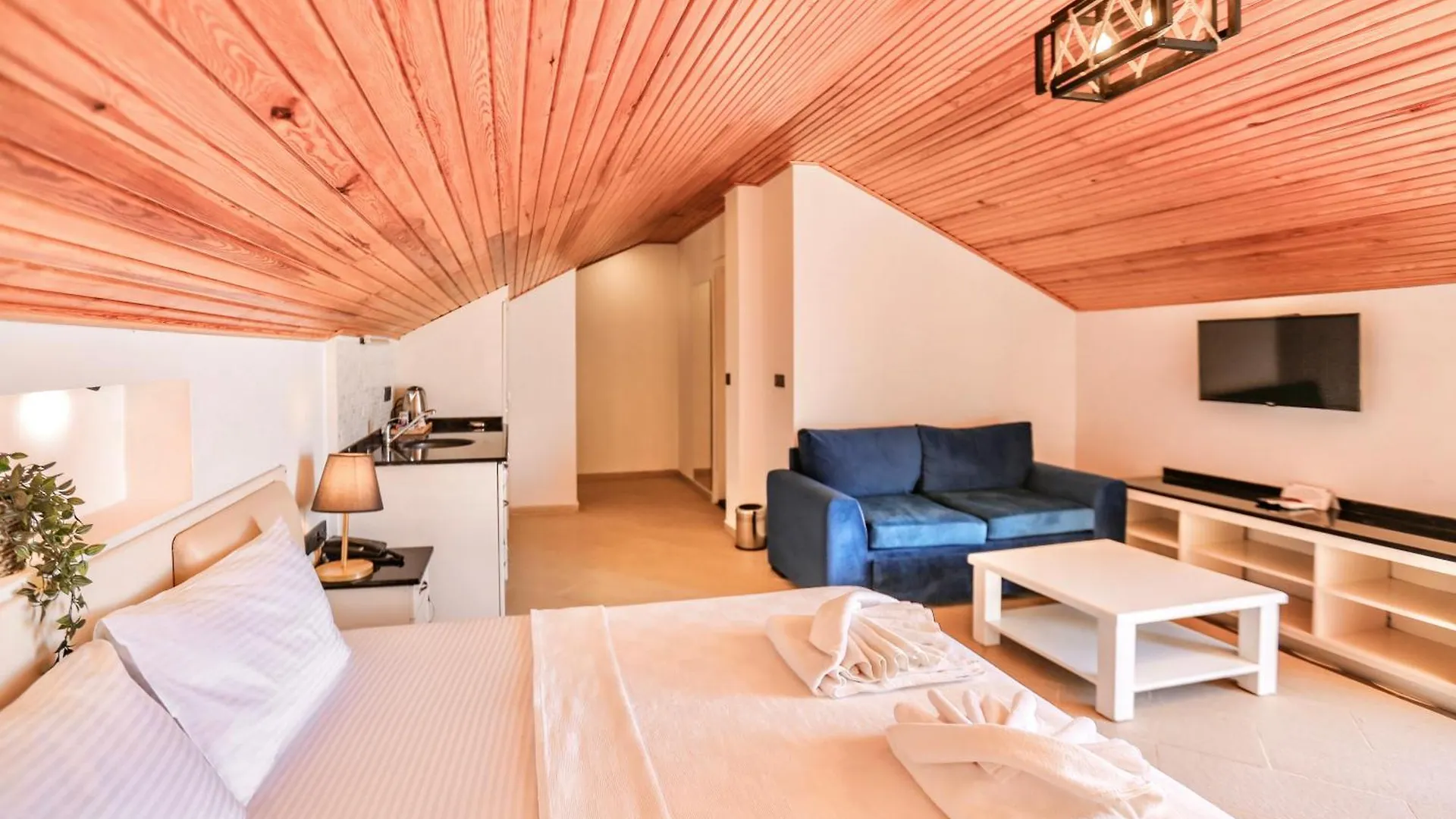 Tropical Deluxe Hotel Φετιγιέ