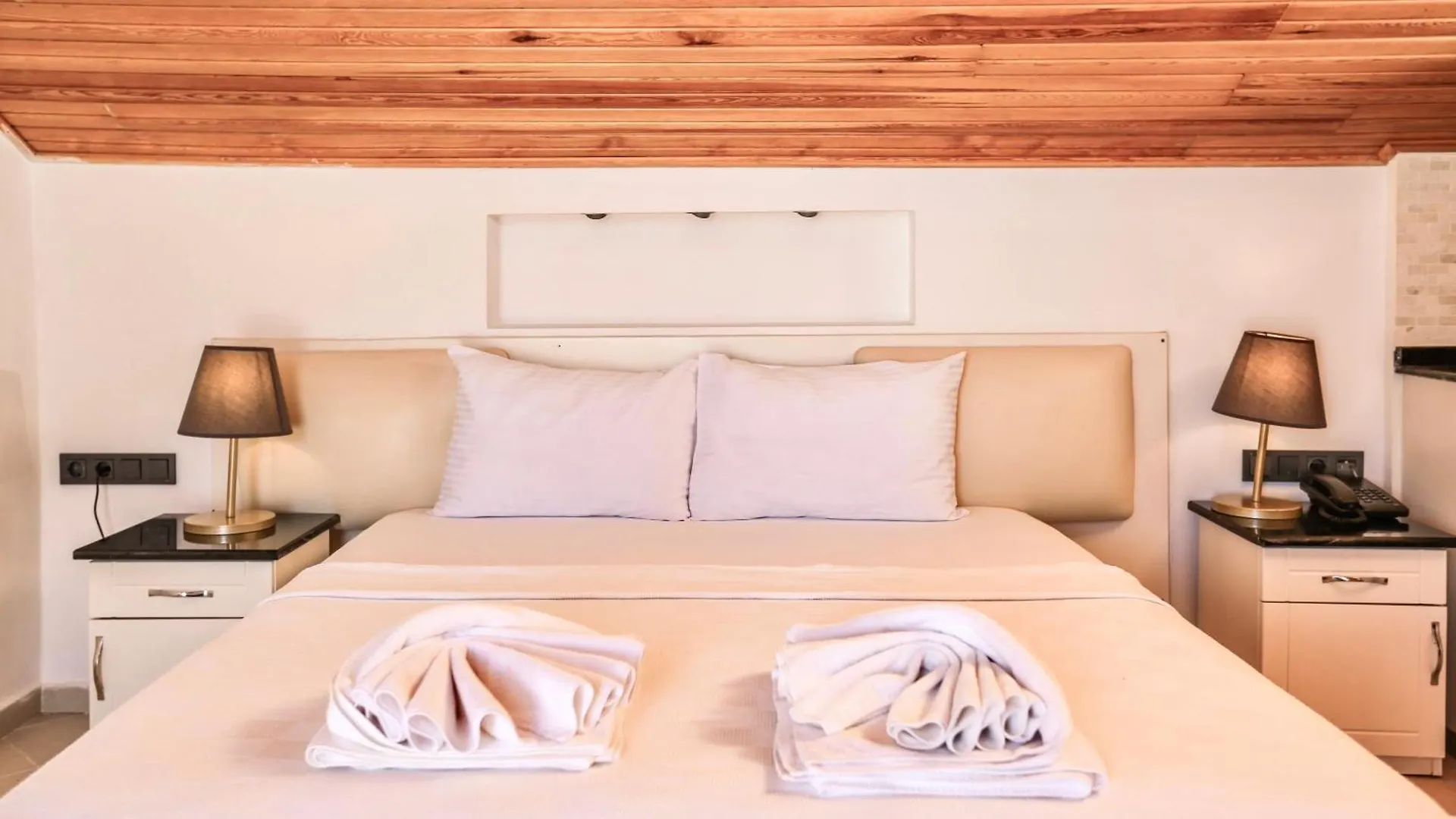 Tropical Deluxe Hotel Φετιγιέ